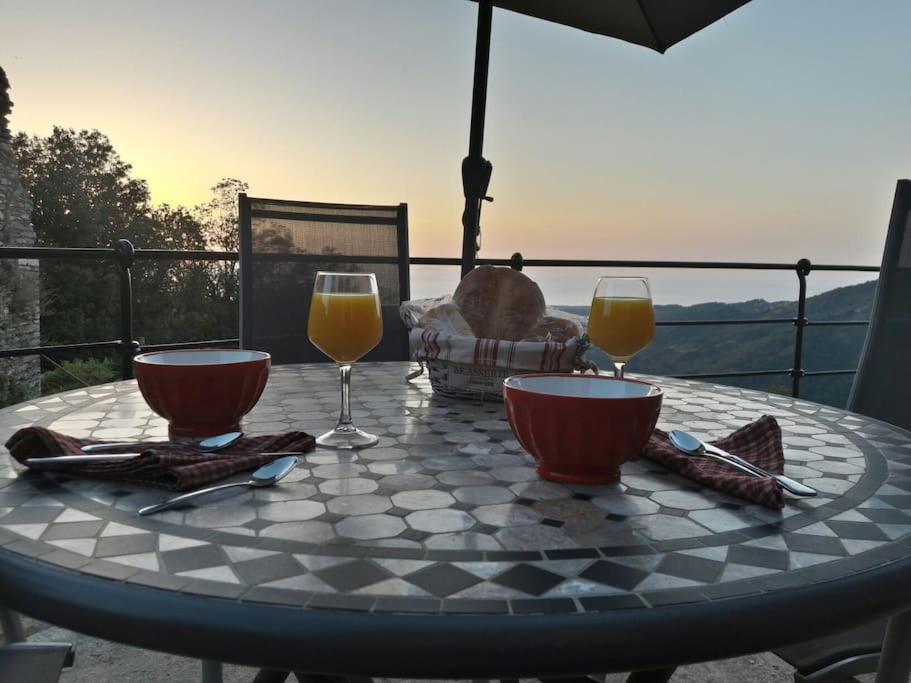 Porri Domaine Colonna-Santini, Gite Piscine, Sauna, Spa מראה חיצוני תמונה