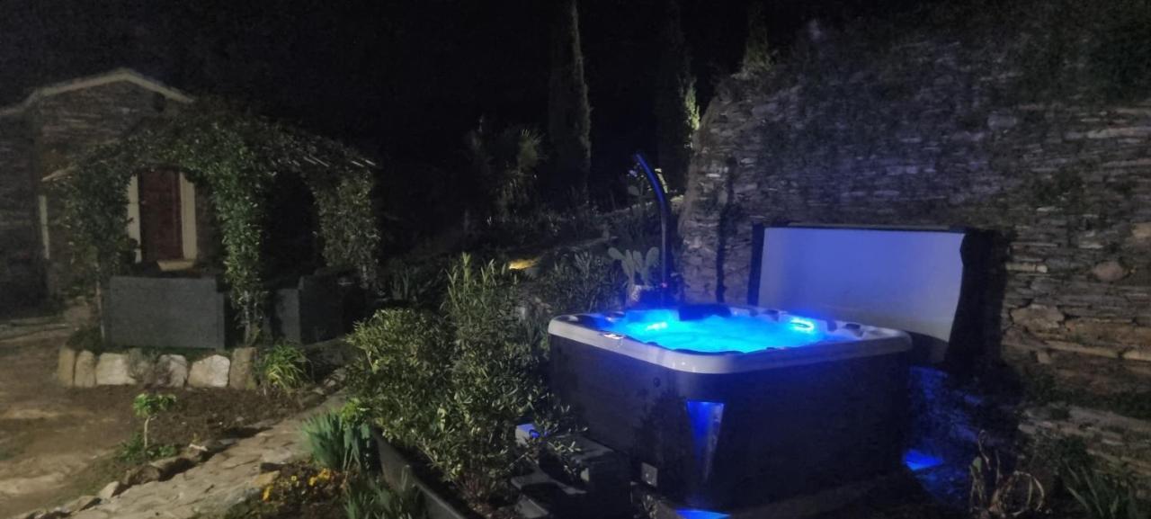 Porri Domaine Colonna-Santini, Gite Piscine, Sauna, Spa מראה חיצוני תמונה